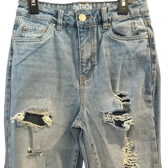 REFUGE Jeans - Picture 3 of 5